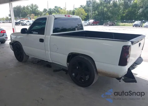 2005 Chevrolet Silverado 1500 Work Truck from USA, damaged, VIN 1GCEC14XX5Z318107